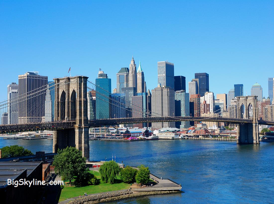 Skyline of NYC with bridge